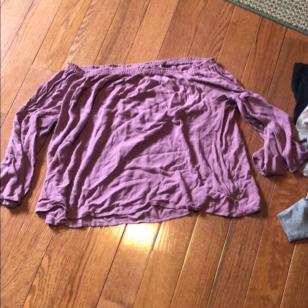 Off the shoulder 3/4 sleeve top